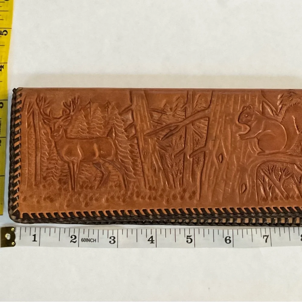 VINTAGE HAND TOOLED LEATHER BILL HOLDER‎ ENGRAVED HAZEL BISHOP